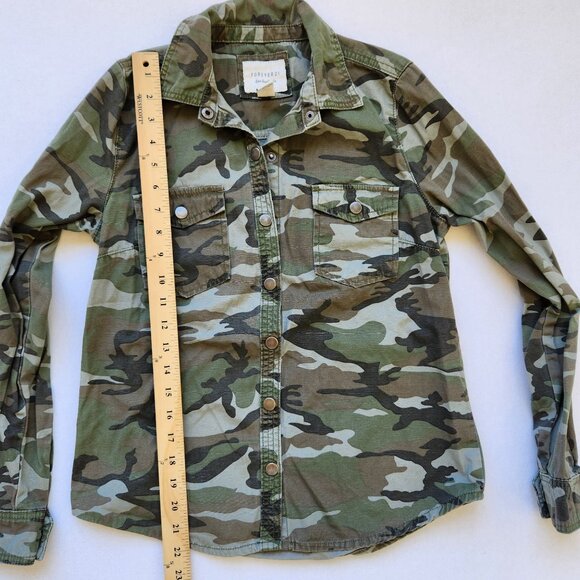 Forever 21 Camouflage Shirt Long Sleeves Snaps Camo Military Utility Edgy Small - Picture 8 of 8